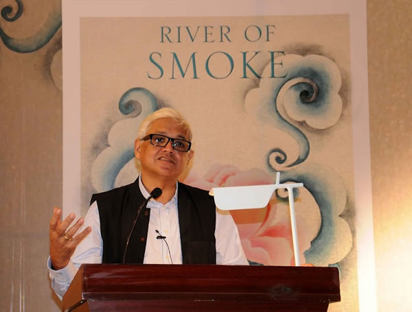  Amitav Ghosh wins Erasmus Prize for passionate work on climate change crisis