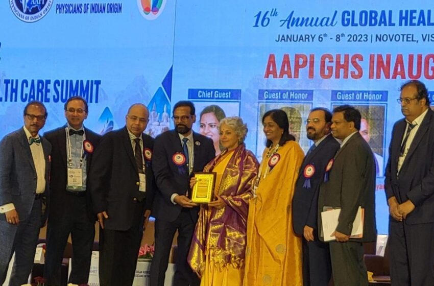  Soumya Swaminathan gets Excellence Award at AAPI summit