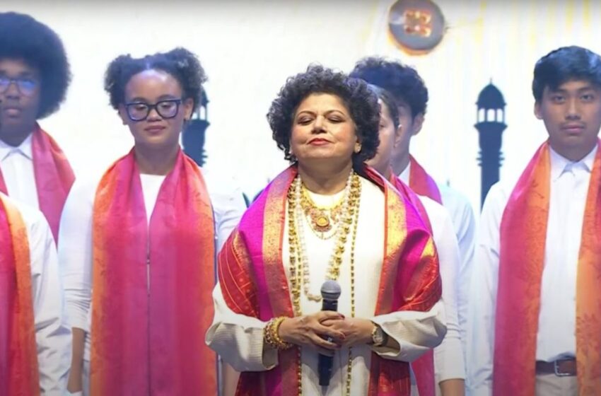 Indian American Grammy-nominated artist, business leader, and philanthropist Chandrika Tandon was the star performer at the Modi&US event